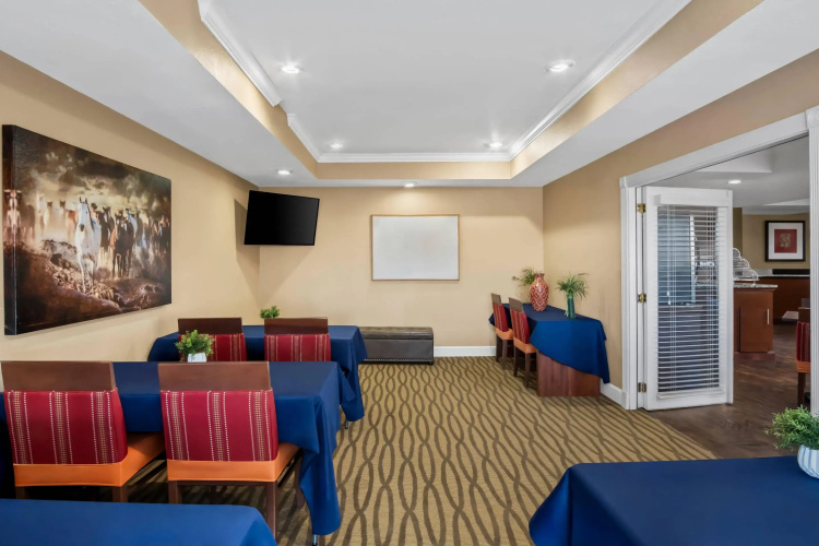 Quality Suites Irving-Las Colinas