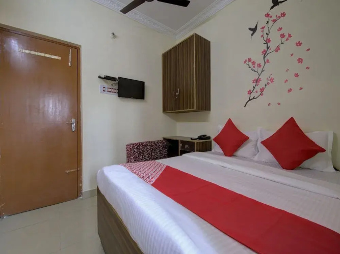 Hotel Kamdhenu