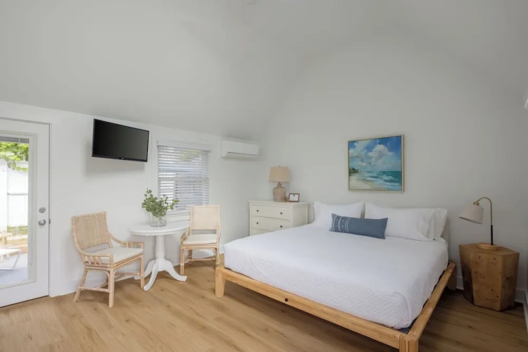 Superior Double Basement room with courtyard view