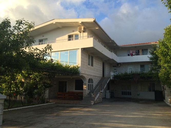 1 Bedroom Apartment with balcony and with view