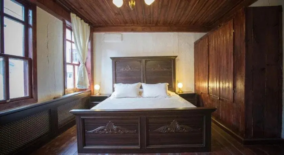 Melek Hotels Mudurnu Tekkeliler Konağı