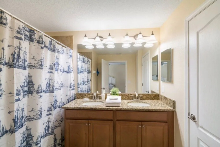 Paradise Palms 2903