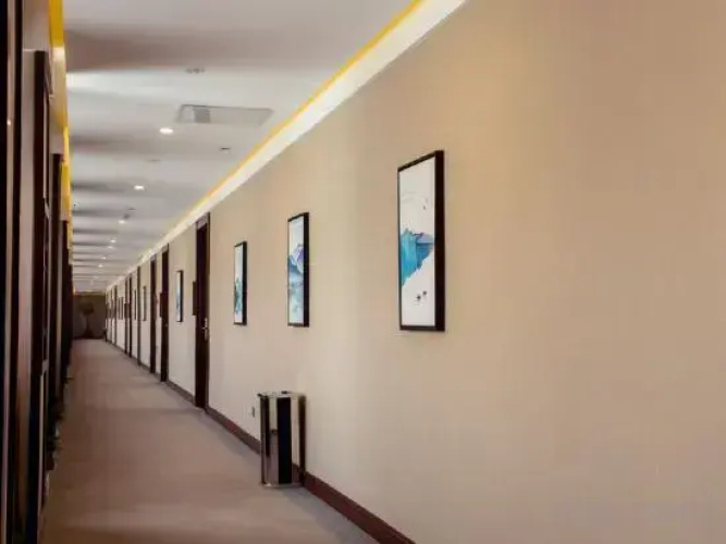 Longkou Jinyangguang Grand Hotel