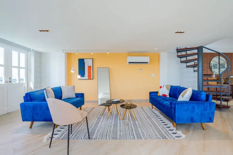 w Homely 2BR With Balcony in Panama