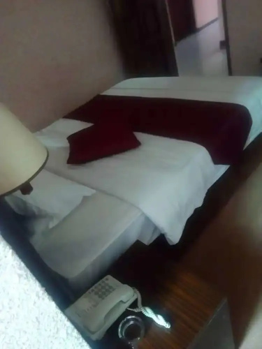 Esiya Hotel
