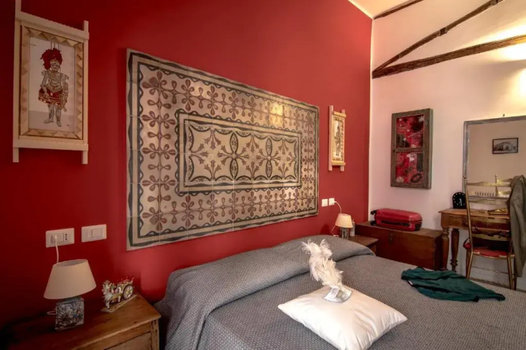 Ad Hoc Rooms