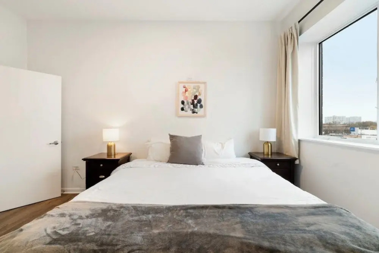 Modern 3BR Near McCormick & South Loop