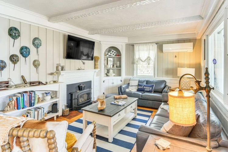 2 Bedrooms Cottage