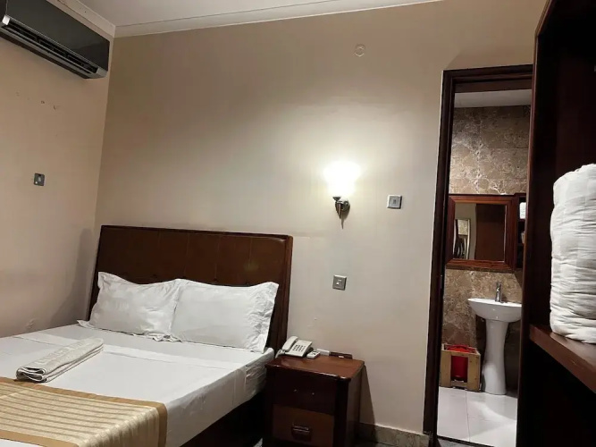 K27 Premier Backpackers