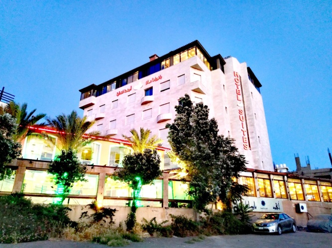 Deluxe Double room with city view