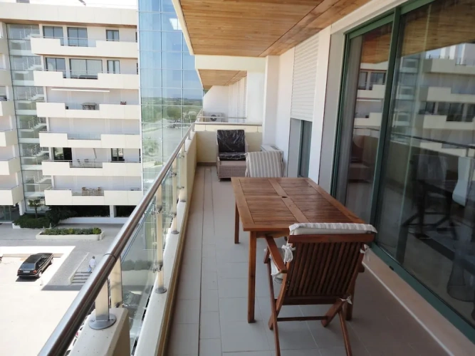 1 Bedroom Apartment with balcony