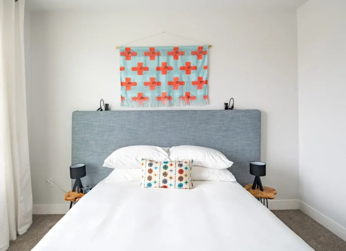 1br Luxury Apartment | Heated Pool by Wanderjaunt