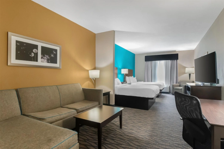 Quadruple Suite