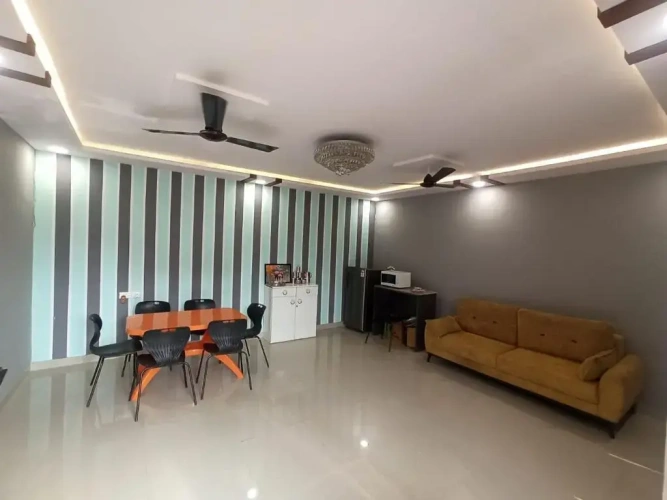2 Bedrooms Villa