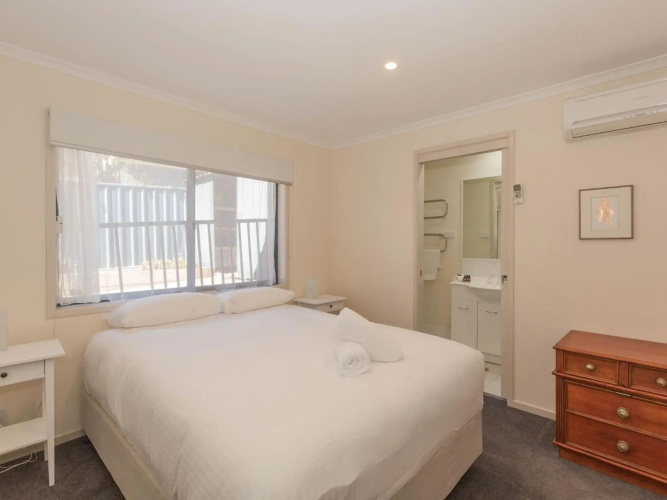 Acacia 4 2 Kirwan Close