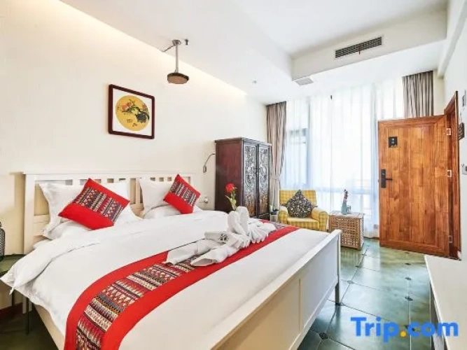Standard Double room with courtyard view