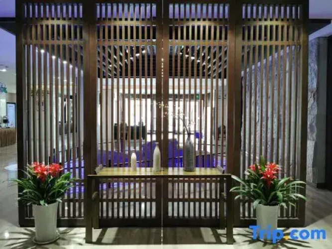Mount Taishan Hotel