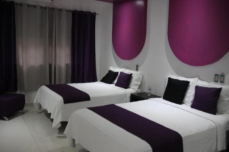 Standard Twin room with city view