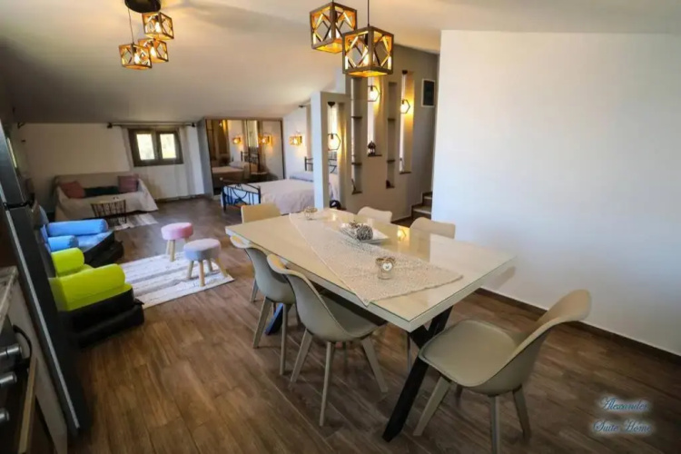 Alexander Suite Home