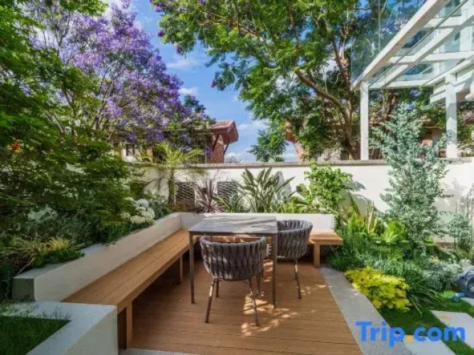Single VILLA