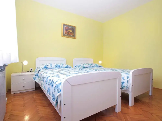Apartment 1704