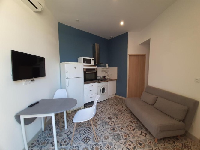 1 Bedroom Apartment