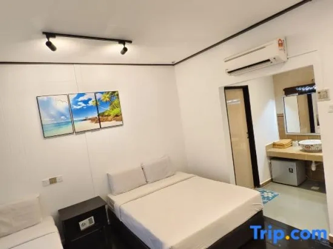 Triple Chalet