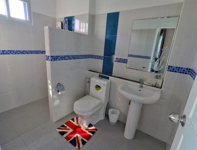 Standard Twin room with balcony