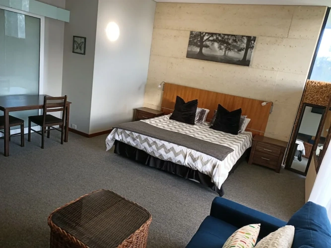 Deluxe room with balcony and with lake view