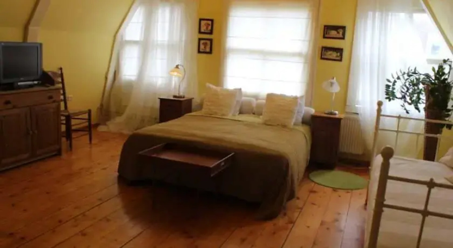 Teatro Apartments