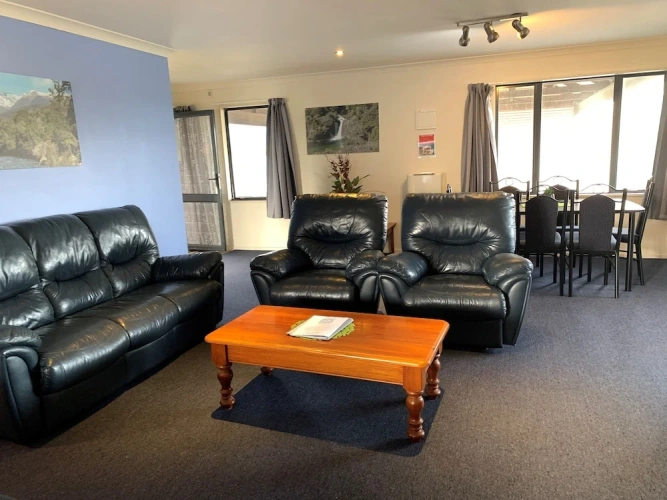 1 Bedroom Apartment with balcony