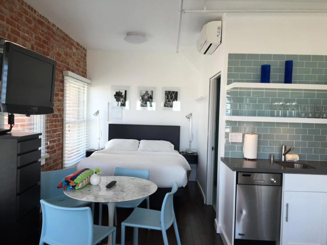 Venice Breeze Suites photo 18