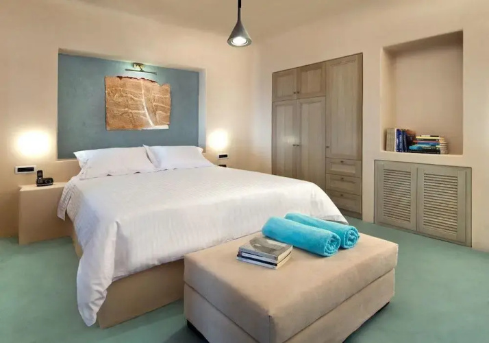 Voreina Gallery Suites