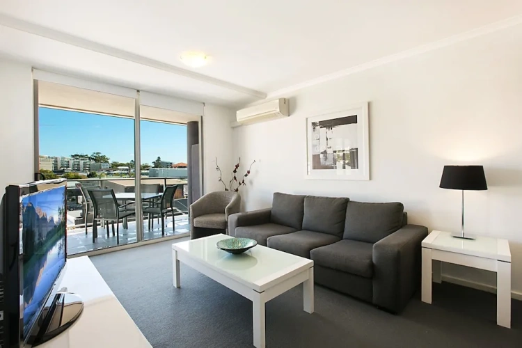 1 Bedroom Apartment with balcony