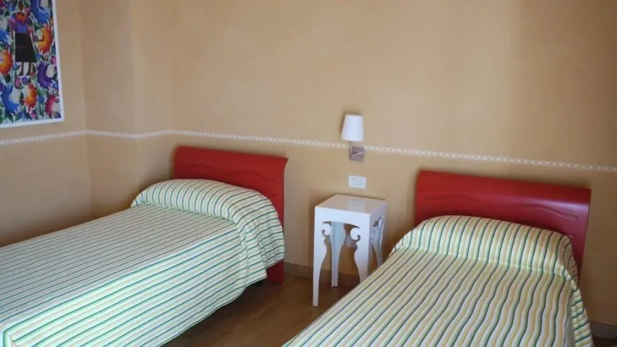 Standard Twin room with mountain view