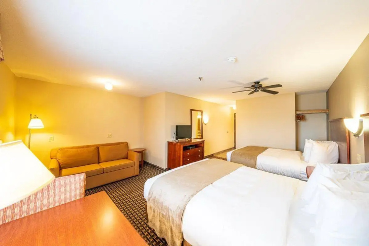 Alpine Inn & Suites