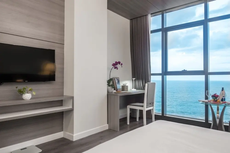 Superior Double room with ocean view