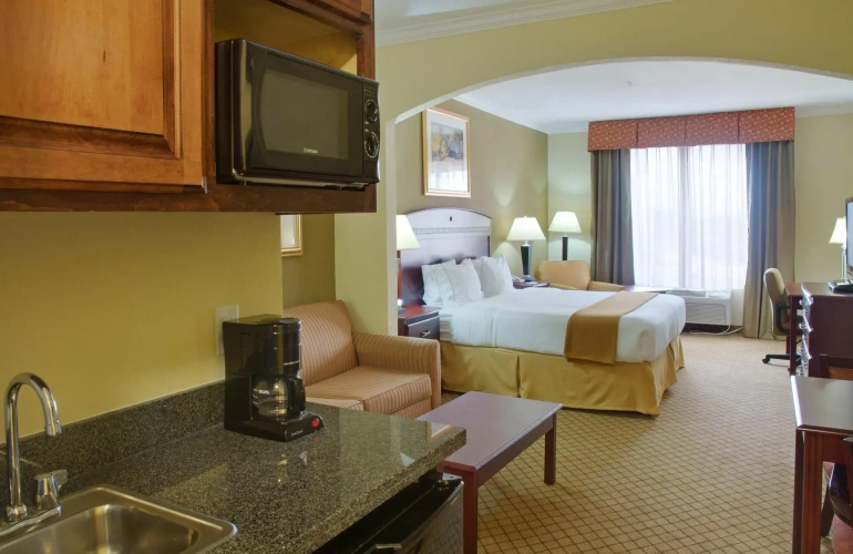 Double Suite