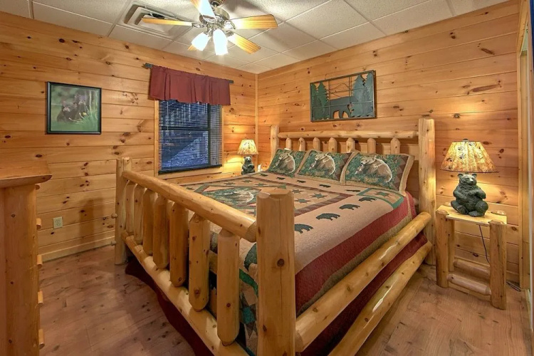 Boulder Bear Lodge 355 - Three Bedroom Cabin