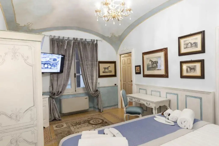 Les Suite Royales