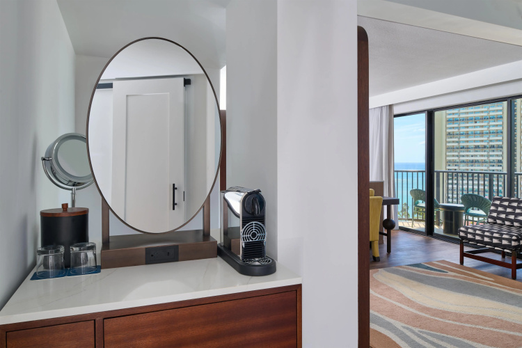 OUTRIGGER Waikiki Beach Resort photo 6