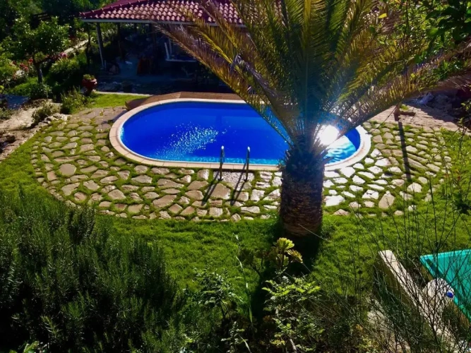 2 Bedrooms Villa