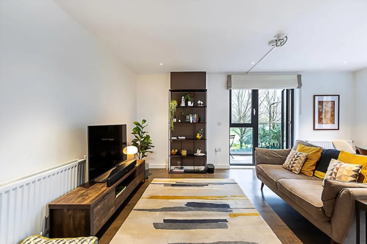 Spacious and Trendy Shoreditch Flat