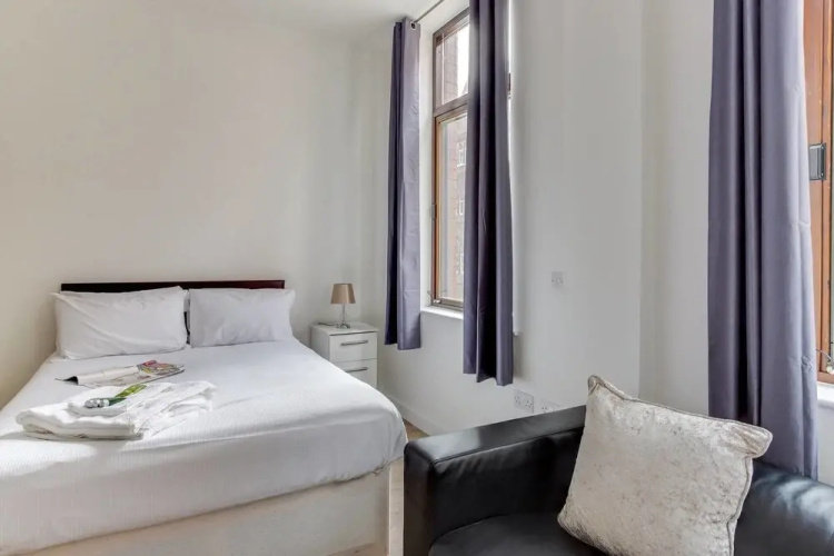 Modern, Bright 1BR Studio in Liverpool!