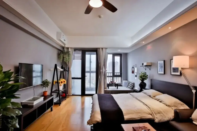 Royal Garden Apartment