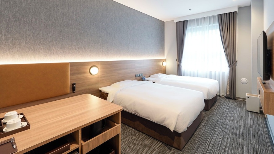 Superior Twin room