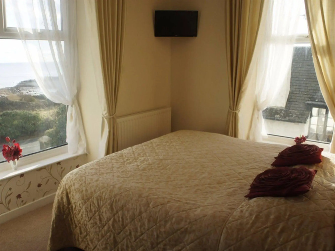 Plas Isa Hotel