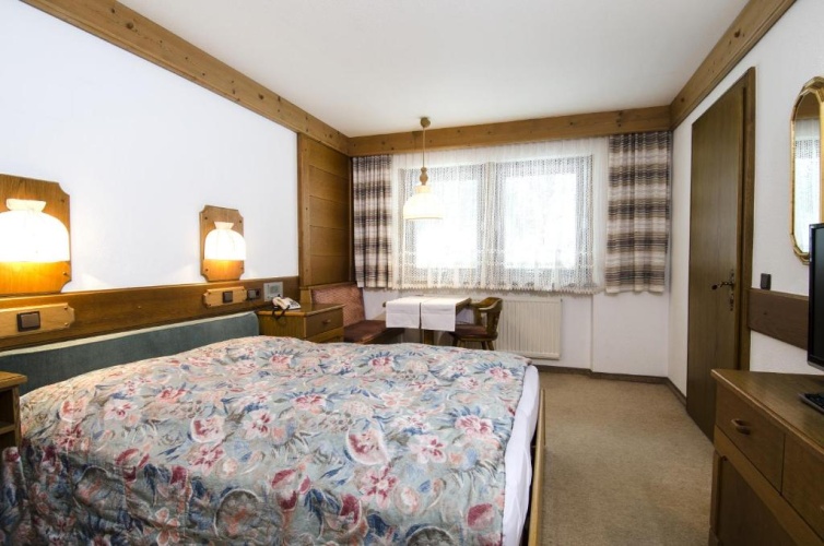 Standard Double room with garden view
