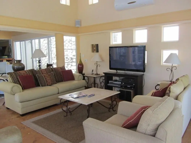 Casa Dos Dolphins 2 Bedrooms 2 Bathrooms Villa