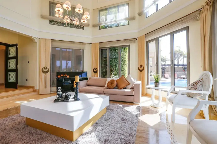 Kennedy Towers - Signature Frond L - Image 5